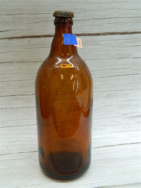 Aa6442 Vintage Brown Glass Beer Bottle With Cap 10 Inches Tall Wilbur Auction