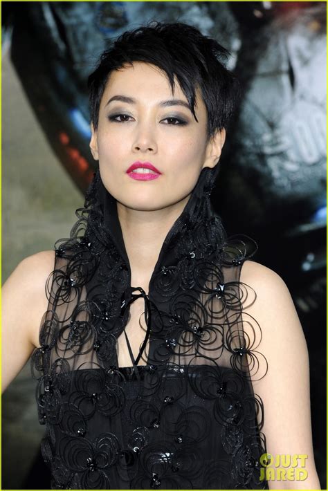 Charlie hunnam and rinko kikuchi hit the red carpet at the premiere of their new film pacific rim held at the bfi imax theater on thursday (july 4) in london, england.… Charlie Hunnam & Rinko Kikuchi: 'Pacific Rim' UK Premiere ...