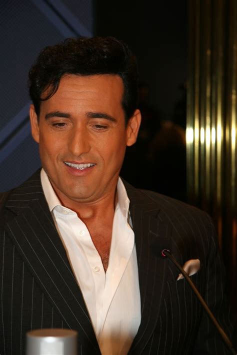 Carlos Mar N Is A Spanish Baritone And Member Of The Operatic Pop Musical Quartet Il Divo