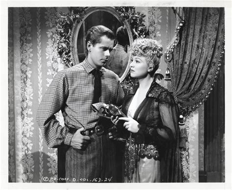 The Desperadoes (1943)