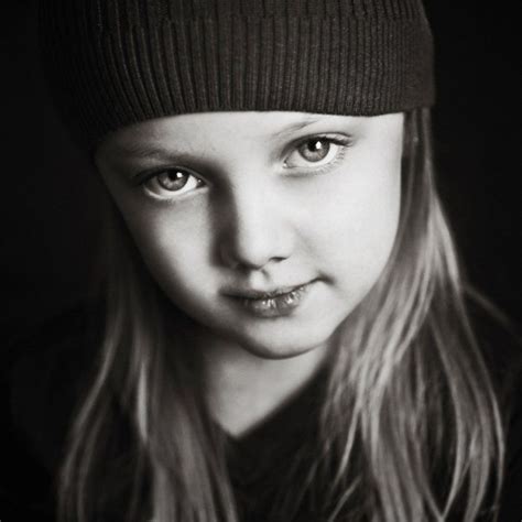 Child Portraits By Magda Berny 37 Pics Kids Portraits Portrait