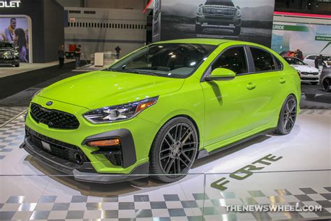 Visually Powerful Kia Forte Gt Line Arrives In Chicago The News Wheel