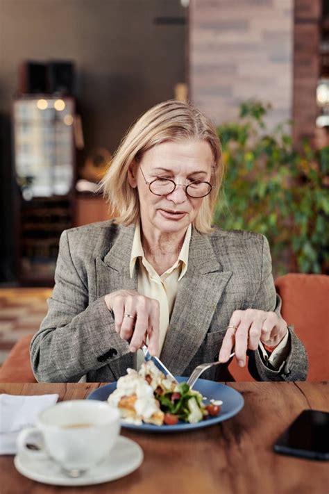 Businesswoman Eating Lunch At The Restaurant Stock Image Image Of