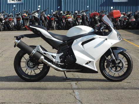 Hyosung gt 650 r ortalama yakıt tüketimi 5.22 — 5.78 lt / 100 km. 2017 Hyosung GT650R Concept Review