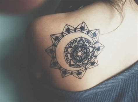 100 Exceptional Shoulder Tattoo Designs for Men and Women