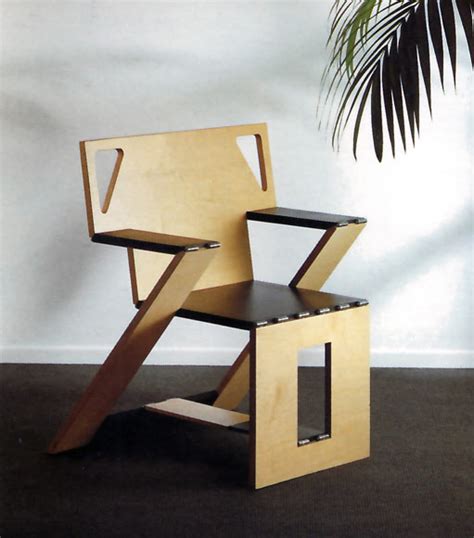 Y en cuanto a las mesas y sillas, dispones de múltiples soluciones en diferentes diseños, tamaños y utilidades para que se. Una silla plegable de diseño - Foto 1
