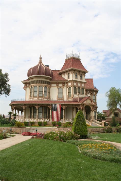 Morey Mansion In Redlands Ca Mansions Victorian Homes Beautiful Homes