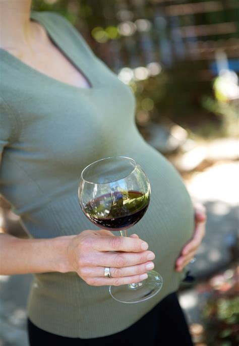 Pediatricians Say Women Shouldn't Drink While Pregnant 