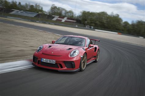 Porsche's gt2 rs too wild and the gt3 too mild for you? Porsche 911 GT3 RS Review (2021) | Autocar