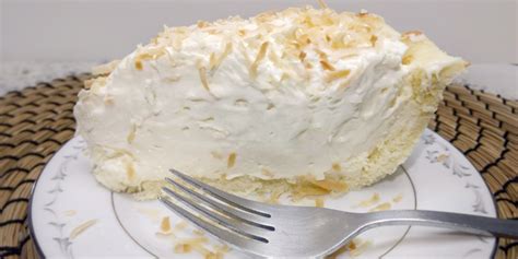 Diabetes isn't the death sentence it was in the days before insulin, but it's still not a condition to take lightly. Keto Coconut Cream Pie | Recipe | Cream pie recipes, Cream ...