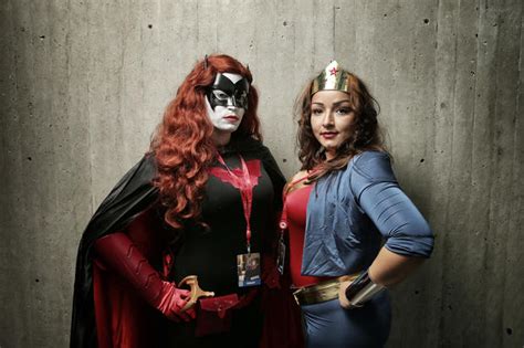 Cosplay At Ny Comic Con Photo 3 Pictures Cbs News