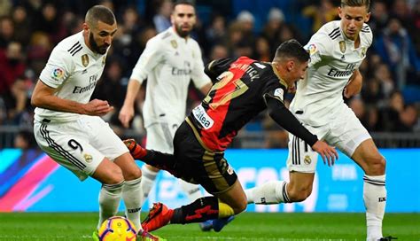 Real madrid head into their laliga santander tie with levante without their veteran midfield duo of luka modric and toni kroos. Rayo Vallecano vs Real Madrid Preview, Tips and Odds ...