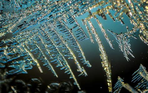 Kingfisher Imaging Macro Ice Crystals On A Windshield