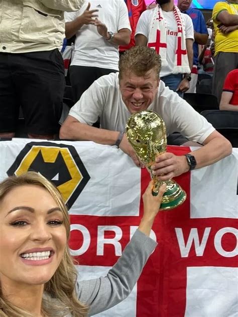 world cup fan who went viral during england game shares selfie with laura woods daily star