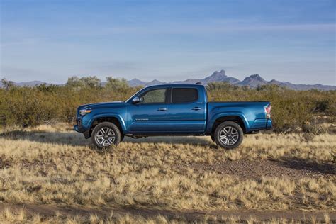 2016 Toyota Tacoma Limited Doublecab Pickup 4x4 Wallpapers Hd