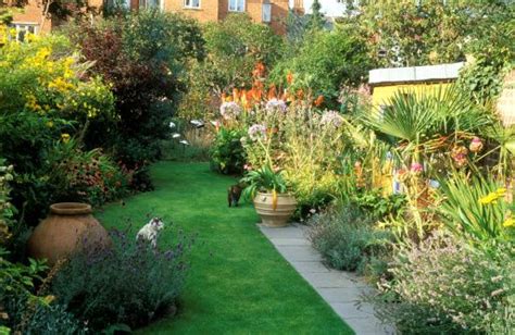 7 Golden Rules To Give Your Long And Narrow Garden The Wow Factor All