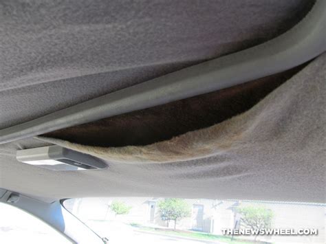 Not many people are aware that the ceiling of their car is called a car headliner, let alone how to clean a car headliner. Tips for Fixing That Sagging, Detached Roof Liner in Your ...
