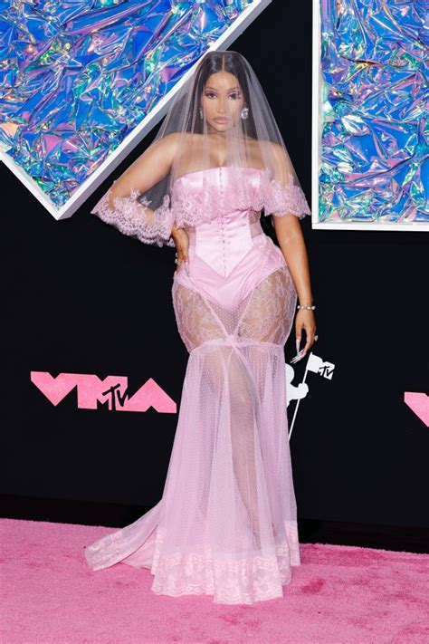 Nicki Minaj Brings ‘pink Friday Heels To Mtv Vmas 2023 Red Carpet