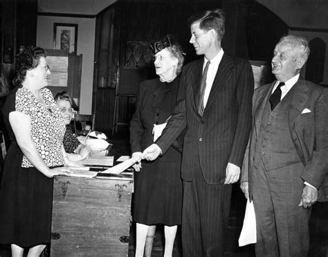 Famouskin.com also includes ancestoral charts showing the family relationships of john f. John Kennedy casts his ballot along with his grandparents ...
