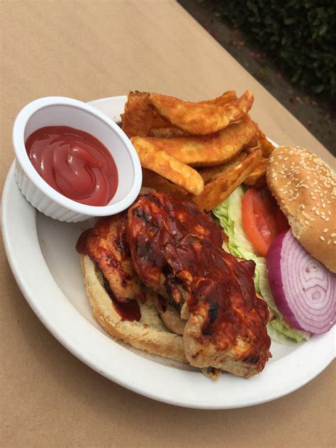 charbroiled chicken sandwich lunch dinner coyote grill laguna beach mexican restaurant