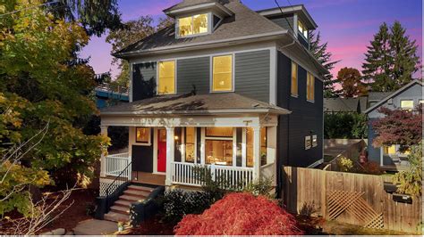 Stunning Renovated Historic Home In Ne Portland Video Of 301 Ne Ivy