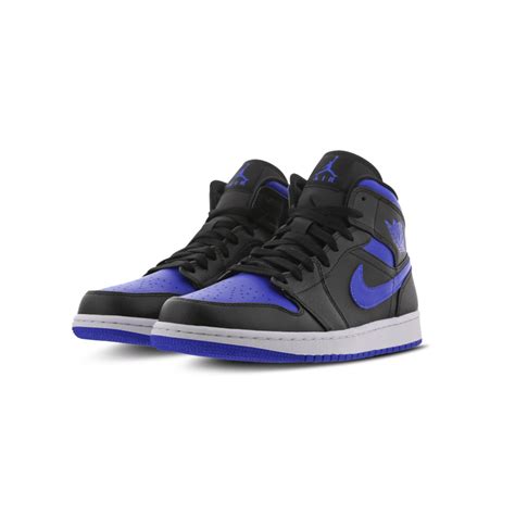 What was thought to be another air jordan 1 retro high og, this is update: Nike Air Jordan 1 Retro Mid - Royal Blue | Sole Station