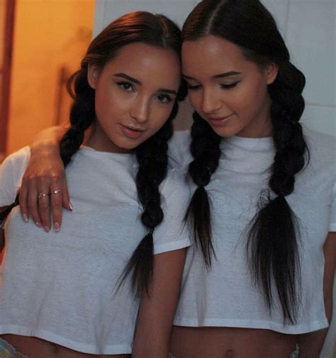 Adelalinka Twins