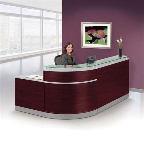 Примеры для reception desk в предложении, как это использовать. Esquire Glass Top Reception Desk - 95W x 64D - 76239 and ...