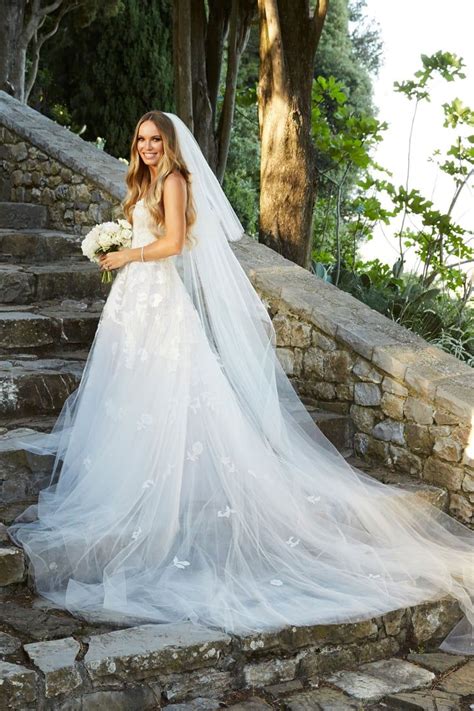 Donna kelley was born in 1956. Caroline Wozniacki's Stunning Wedding Dress Is Dreamier ...