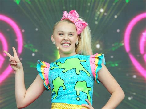 Youtube Star Jojo Siwa Comes Out As Gay The Independent
