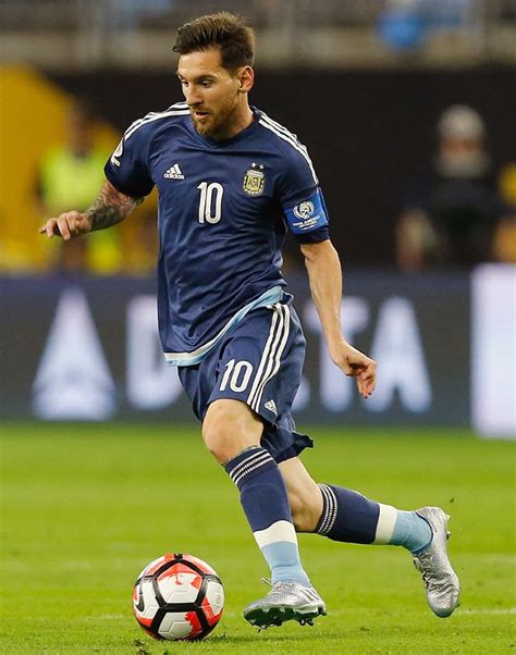 Jun 29, 2021 · lionel messi has broken argentina's record for most national team caps in style, scoring twice and delivering an assist in the first half against bolivia after taking the field for the 148th time. Messi: From red card on debut to Argentina's all-time top ...