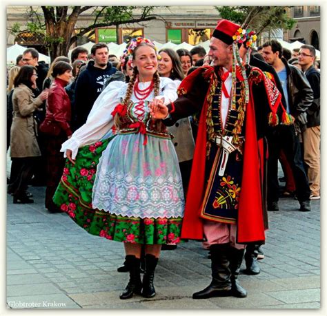 Strój Damski I Męski 1879×1819 Folk Costume Fashion Krakow