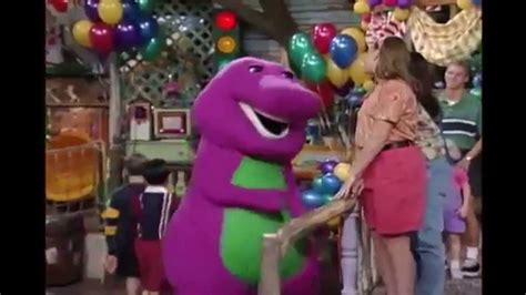 Barney The Dinosaur Dancing To Britney Spears Youtube