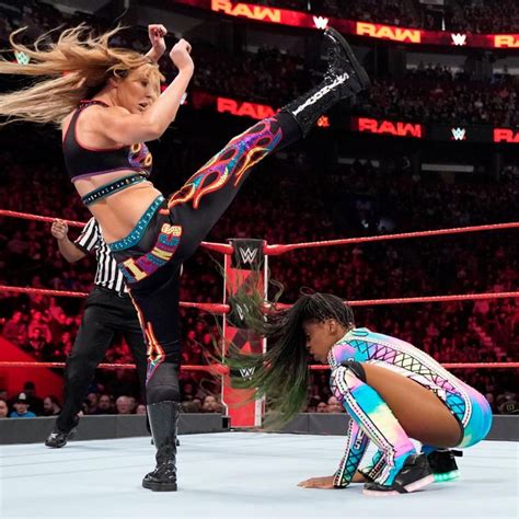 Photos Naomi Heads To Team Red And Pairs Up With Bayley Against The