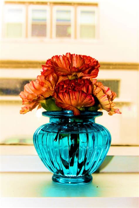 Fresh bulk flowers including garden roses, dahlias, ranunculus. 16 Trendy Bulk Vases Canada | Decorative vase Ideas