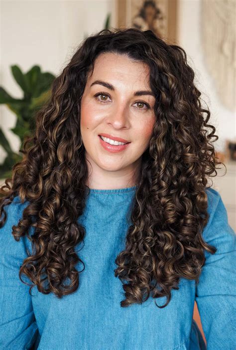top 148 best haircuts for very curly hair polarrunningexpeditions