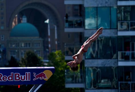 Photos Red Bull Cliff Diving World Series Makes Death Defying Return To Boston