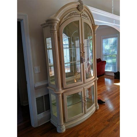 See more ideas about bone china, china cabinet, settings. Aico by Michael Amini Monte Carlo Silver Snow China ...