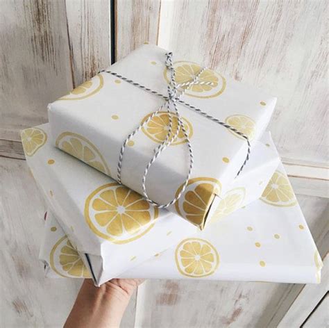 The spoon is a little small to i will never stop putting this in gift posts! Birthday aesthetic in 2020 | Gift wrapping inspiration ...