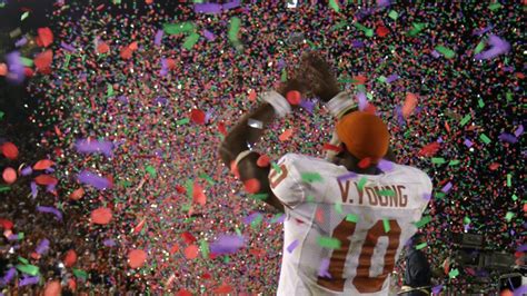 What The 2006 Rose Bowl Means To Texas Legend Vince Young Burnt