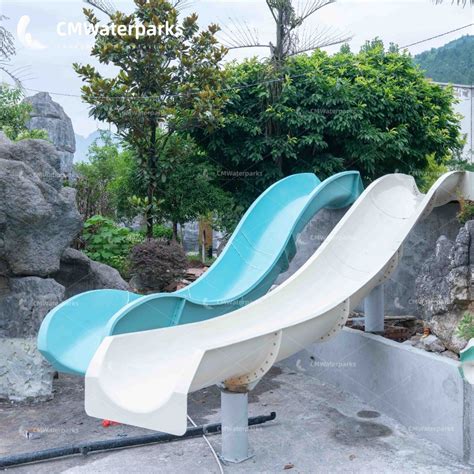 2022 New Design Fiberglass Water Park Slide Swimming Pool Slides