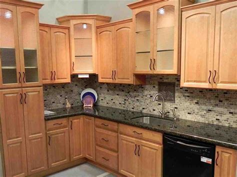 Maple Cabinets: Choose for an Outstanding Wood Kitchen - Home Furniture