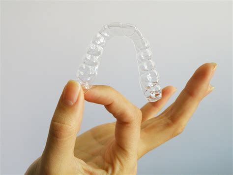Neviditeľné Zubné Strojčeky Invisible Dental Aligners Orthodontist