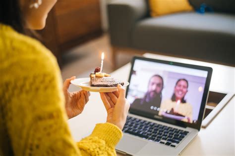 Ways People Are Celebrating Birthdays Under Quarantine | Reader's Digest