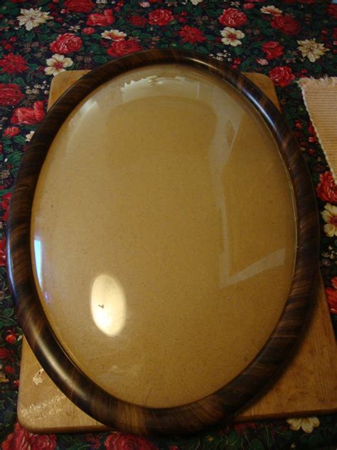 Antique Faux Tiger Wood Oval Picture Frame W Bubble Glass 15x21 Antique Price Guide Details Page