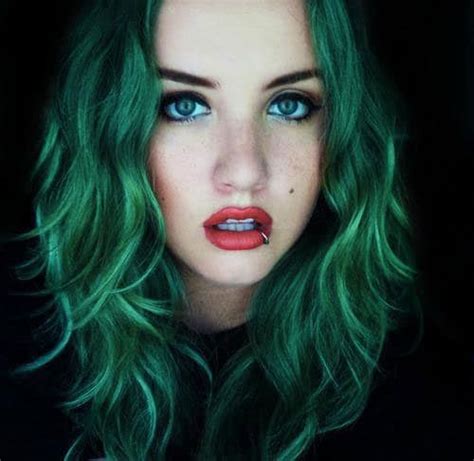 31 Glamorous Green Hairstyle Ideas 2020 Update