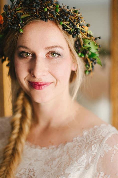 Flower Bridal Crowns That Are Perfect For Spring Or Any Season