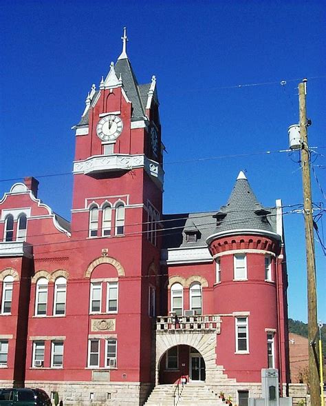 Here Are The 10 Coolest Small Towns In West Virginia Youve Probably