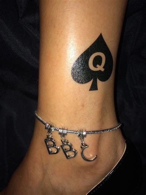 Meaningful Anklet Ankletwithinitials In 2020 Queen Of Spades Queen Of Spades Tattoo Queen