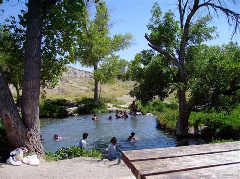 8 Impressive Hot Springs Near Las Vegas Hot Springs Field Trip Las